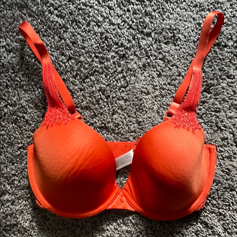 Wacoal 32DD Orange Plunge Bra 🍊